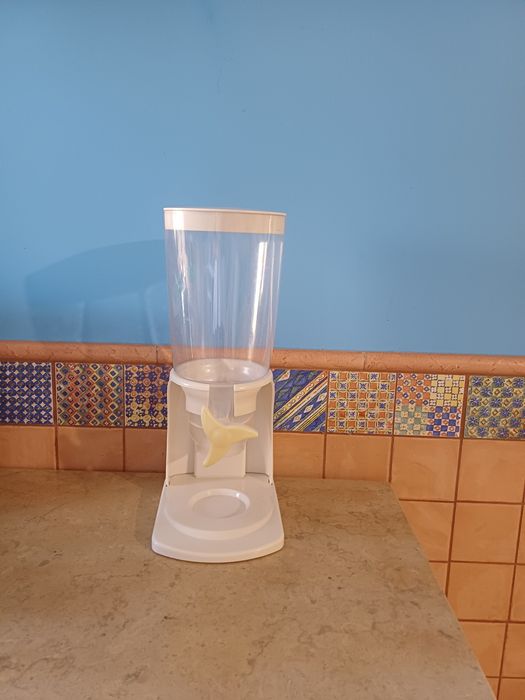 Dispensador para cereais