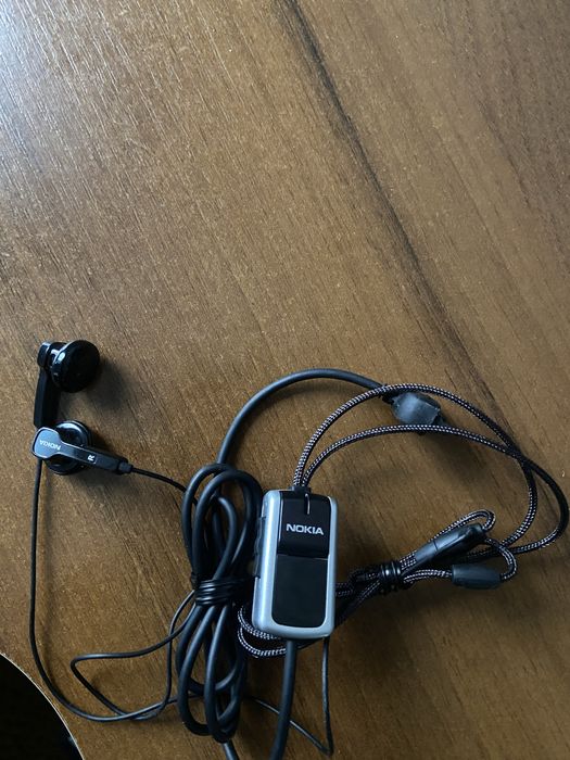 Навушники на телефон Nokia