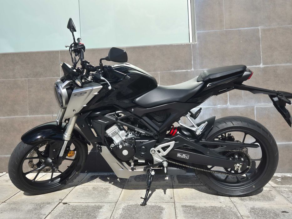 Honda CB125R 125cc - 2.100 km - Impecável