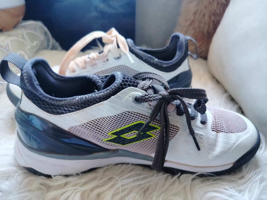 Nowe buty sportowe adidasy Lotto Mirage 200
