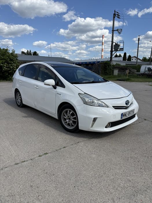 Toyota prius plus