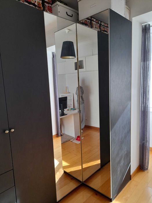 EXCELENTE Roupeiro de canto IKEA