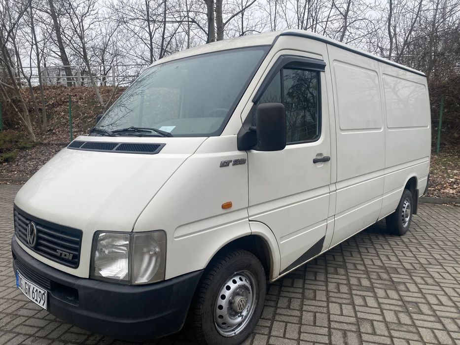 Volkswagen VW LT  28 35 2.5tdi  Sredniak  3.2m  2006 Super stan  brygadowka 6 osob