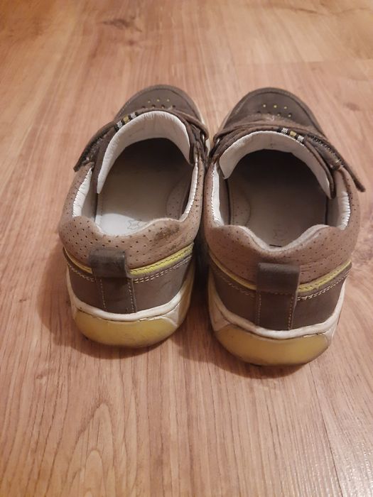 Buty półbuty lasocki 31