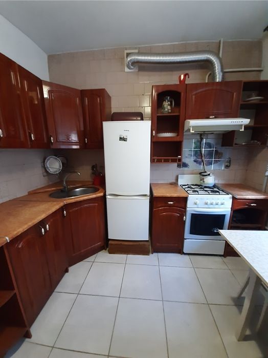 Продається трьохкімнатна чешка
