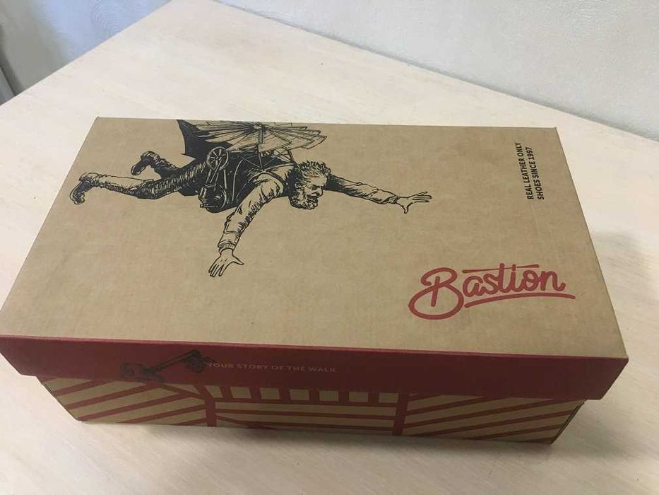 Продам мужские демисезонные туфли слипоны Bastion