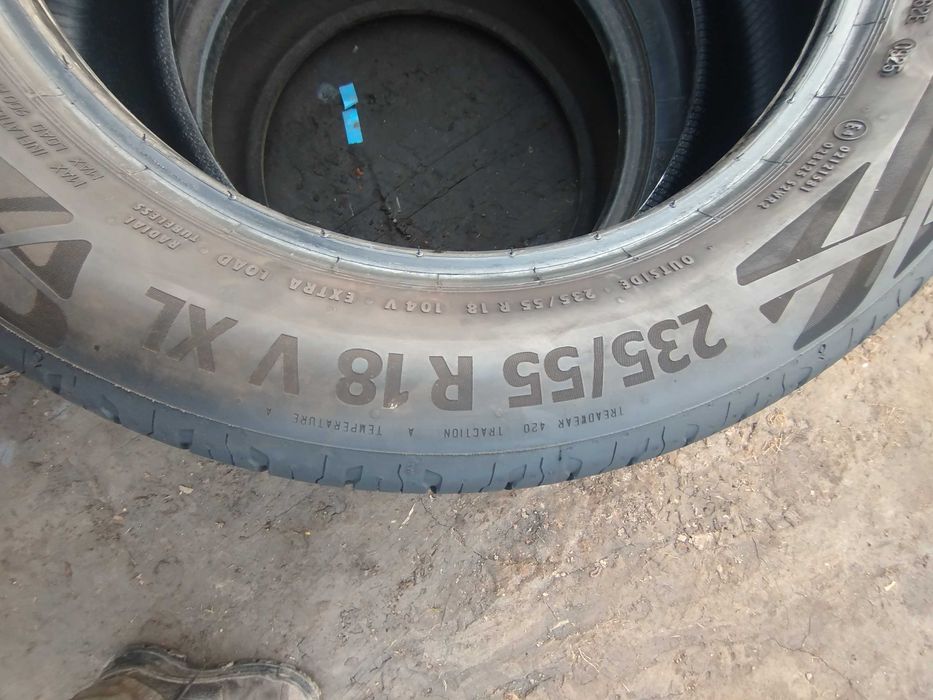 A270# Opony uzywane letnie 235/55/18" Continental