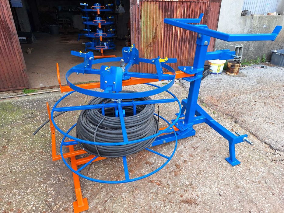 Desenrolador de rede para cercas.