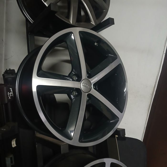 Alufelgi 18 5x112 Audi a4 b8 a5 a6