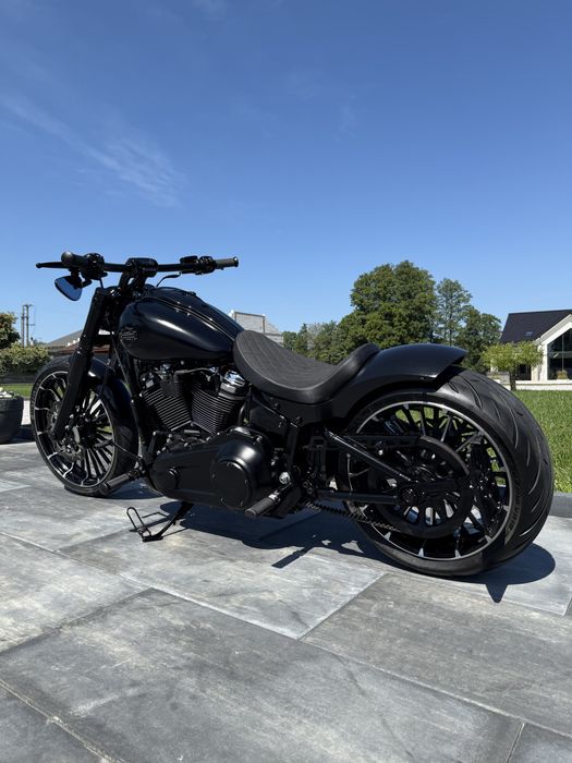 Harley-Davidson Brekout 117 1.9L#zarejestrowany#black series#niski przebieg ducati mvaugusta