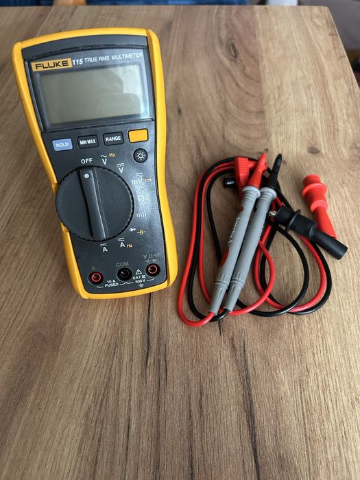 Multimetr Fluke 115 True RMS
