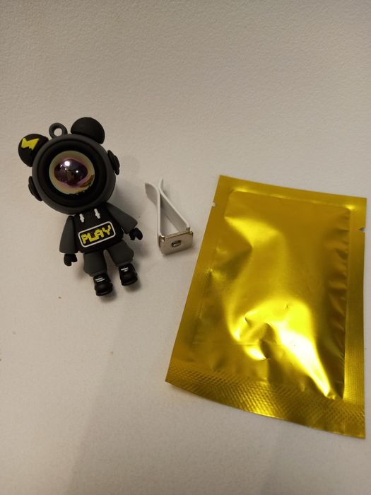 Пахучка ароматизатор в авто