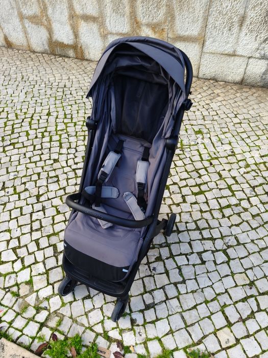 Carrinho Passeio Bebé KINDERKRAFT Nubi2 Cinzento em muito bom estado