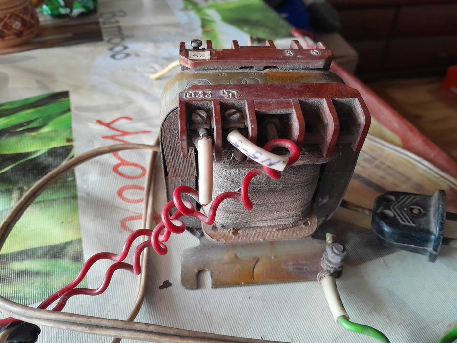 Продам трансформатор однофазный ОСМ1-0,063-У3 понижающий.