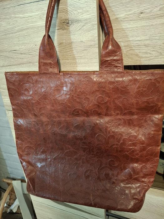 torba prawdziwa skóra tłoczona we wzory czerwono brązowa Leather