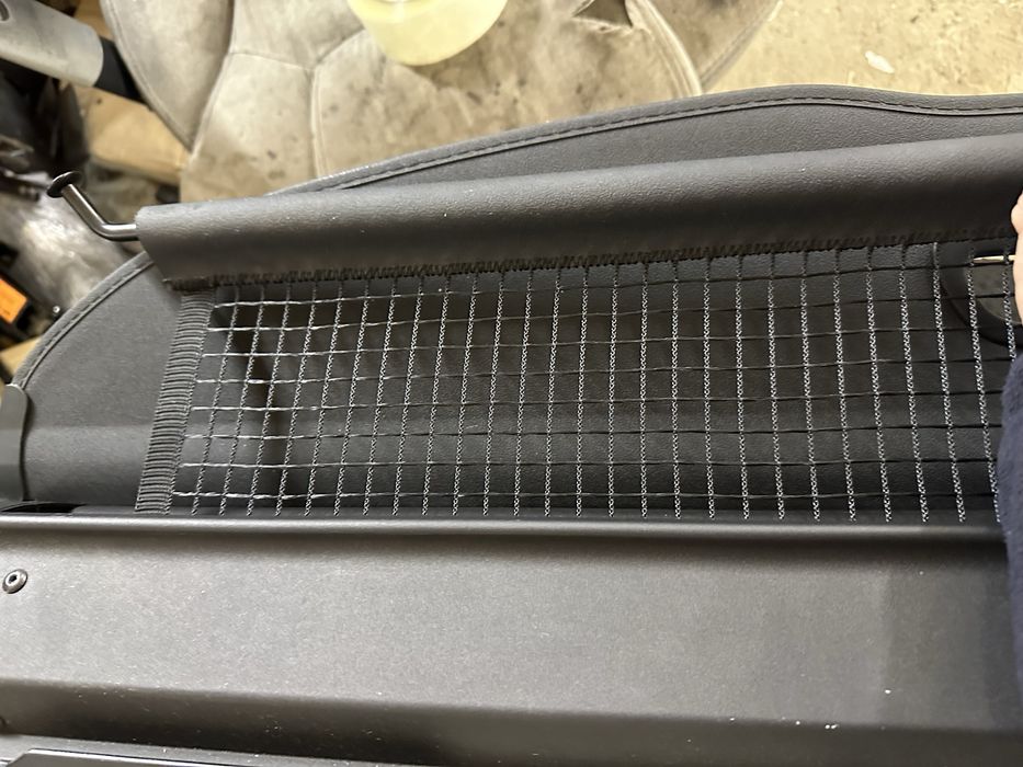 Шторка mercedes w205,2014-2020рік,a2058106600