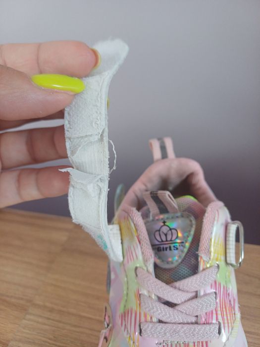 Buty frozen kraina lodu rozm.25 wkl.15,5 cm