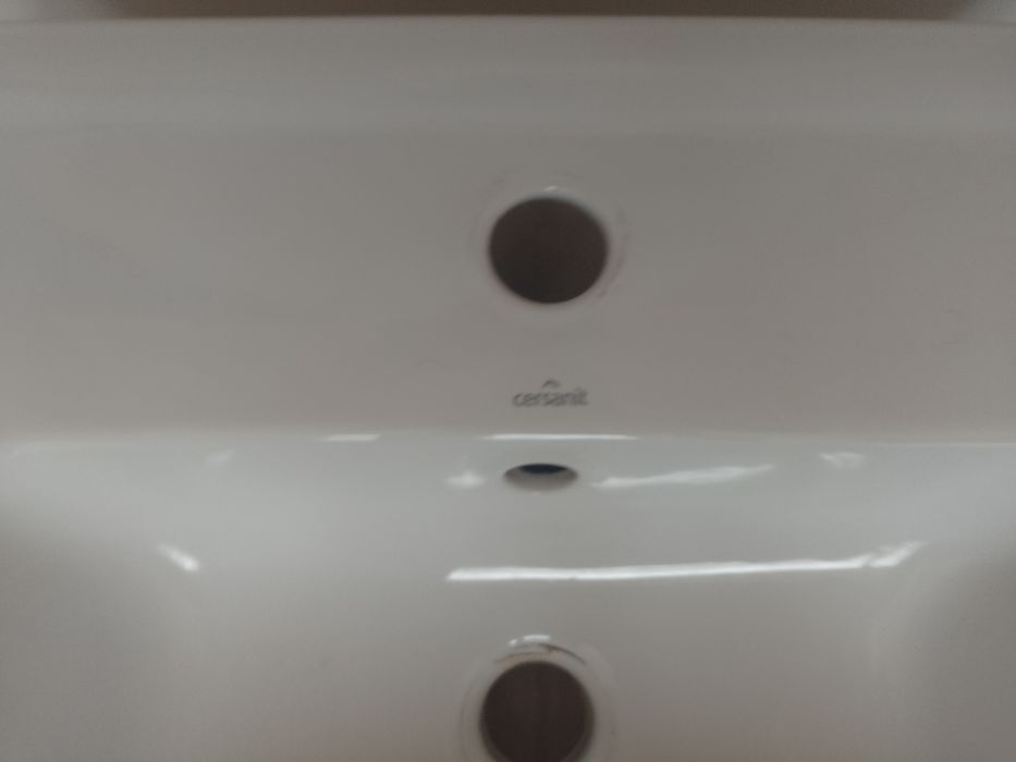 Sprzedam umywalkę 50x48 cm firmy Cersanit..