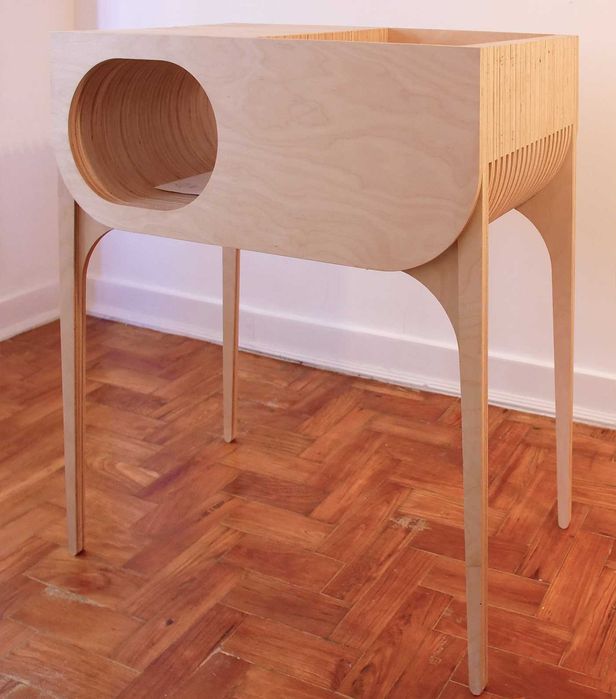 Mesa de entrada em contraplacado de bétula – design único, Lisboa