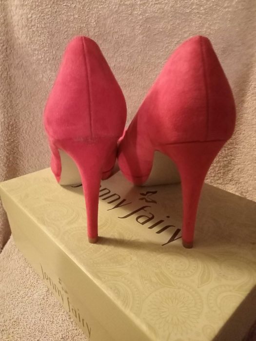 Szpilki zamszowe róż