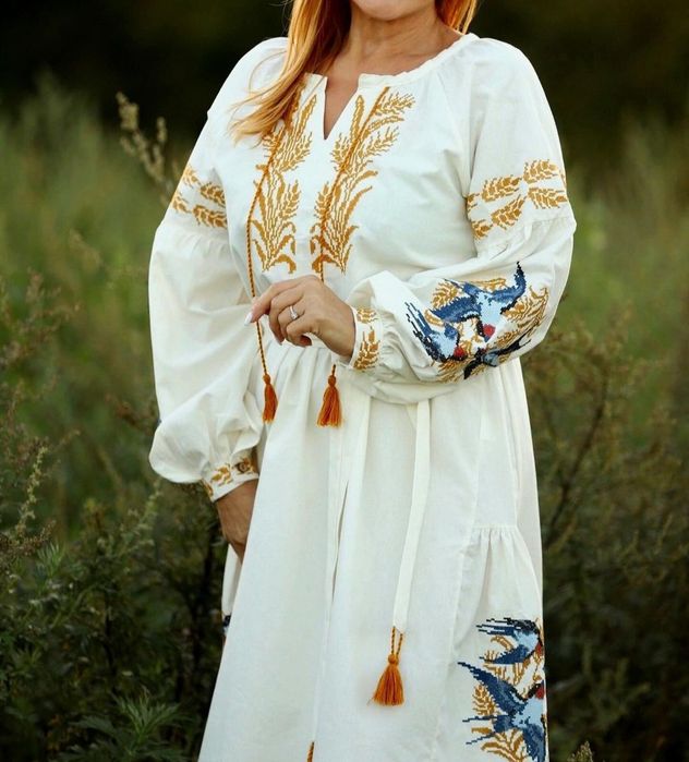 Вишита сукня сукня ластівка вишиванка