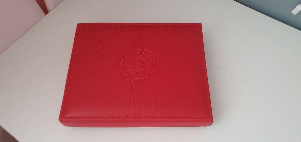 Czerwone pudełko organizer