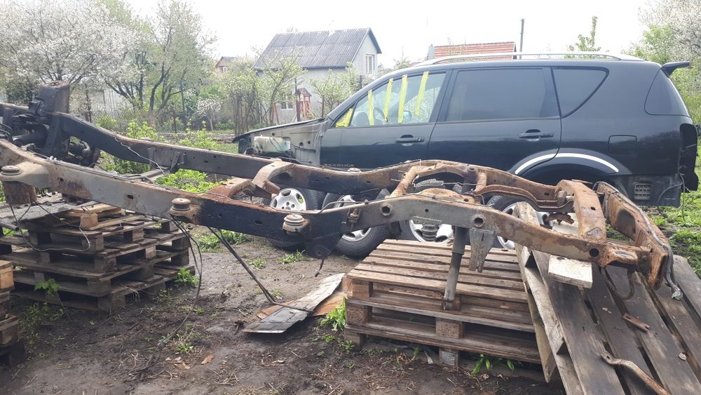 Кузов частина четверть рекстон санг йонг rexton ssangyong 2,7 ляда