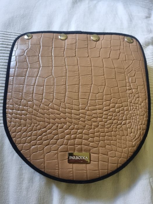 Klapka Classic Farbotka