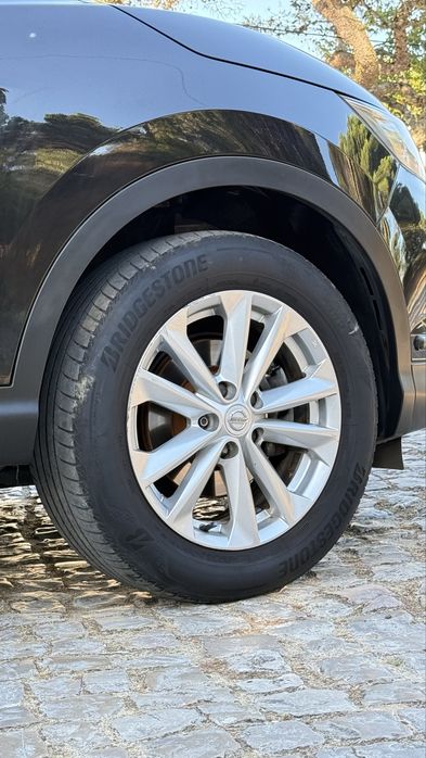 Nissan Qashqai 1.2 automatico