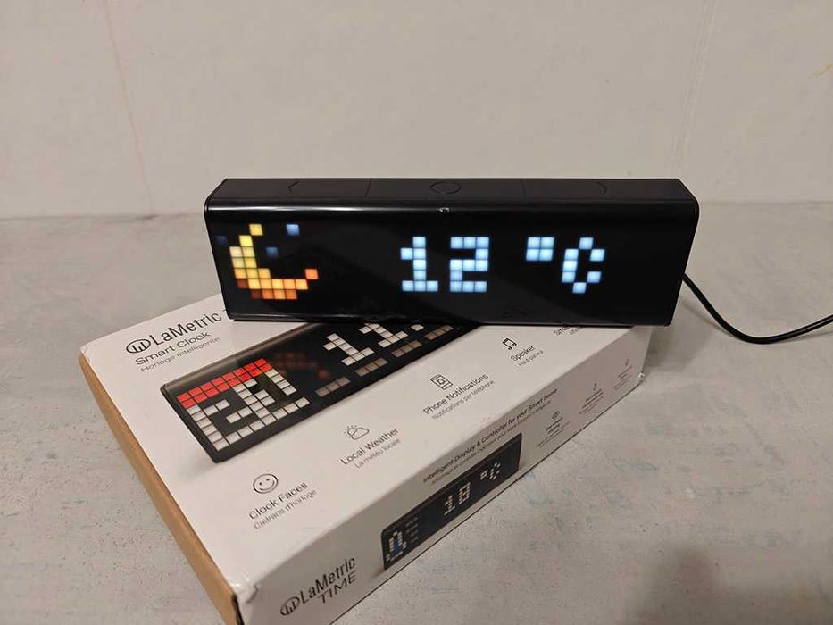 LaMetric Time смарт часы