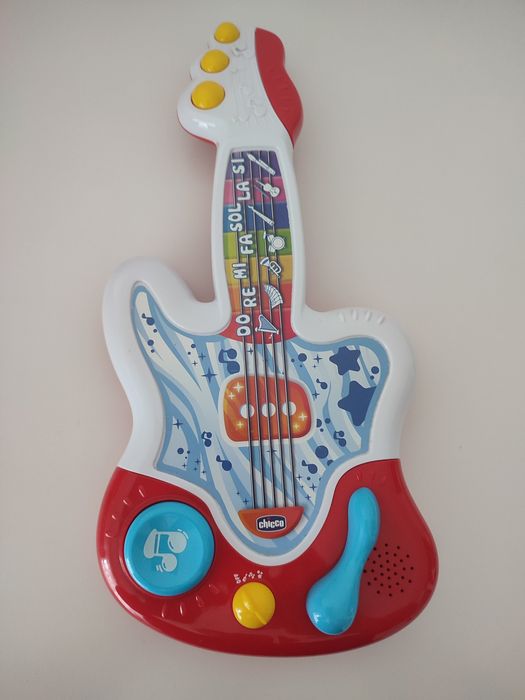 Guitarra marca Chicco