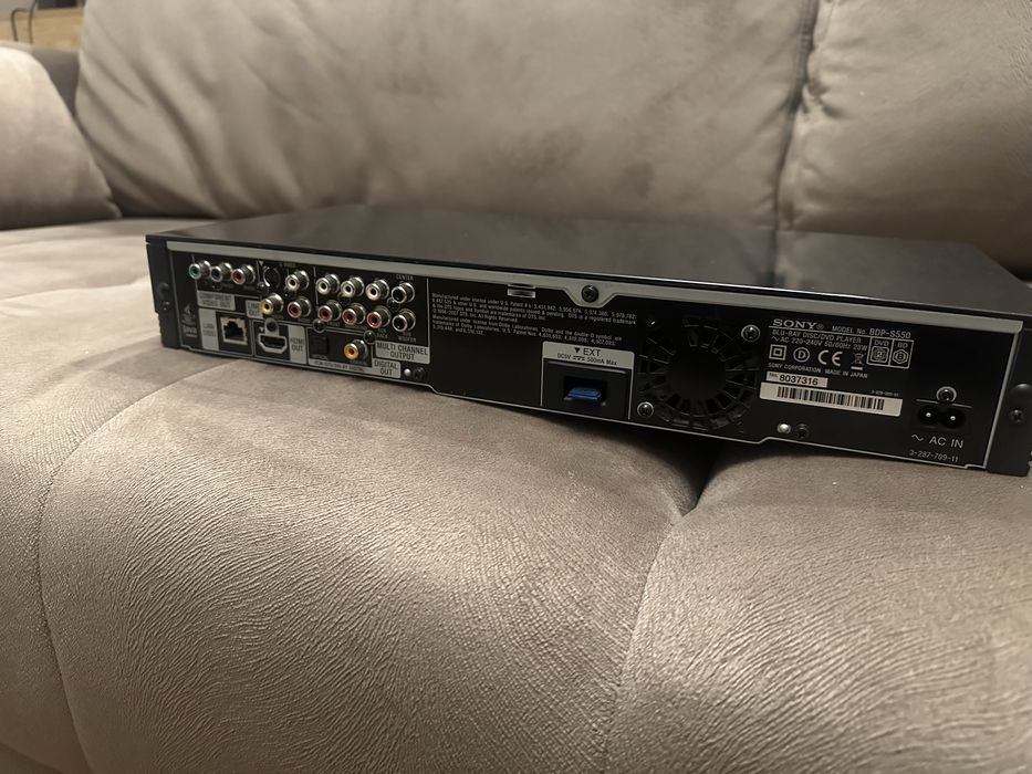 Odtwarzacz blu-ray Sony BDP-S550