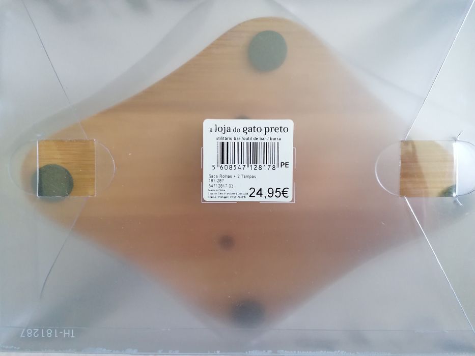 Conjunto de acessórios para vinho em suporte de bambu Gato Preto Novo