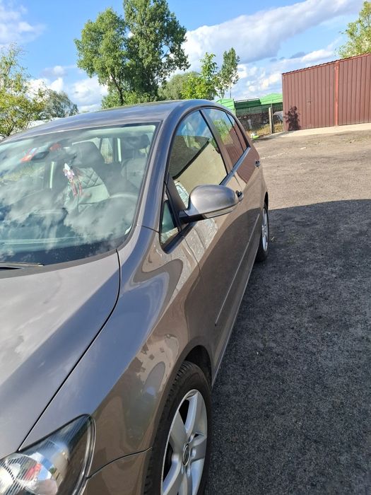 Volkswagen  V plus