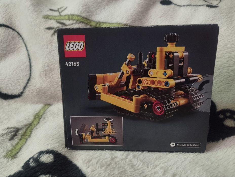 Конструктор LEGO Technic Сверхмощный бульдозер (42163)