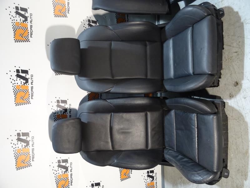 Bancos BMW Serie 5 F10 Pack M em Pele com Quartelas