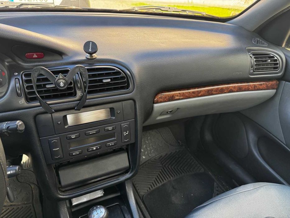 Peugeot 406 (1999)