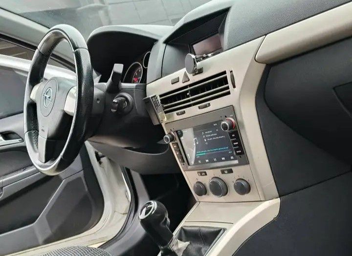 Opel Astra H