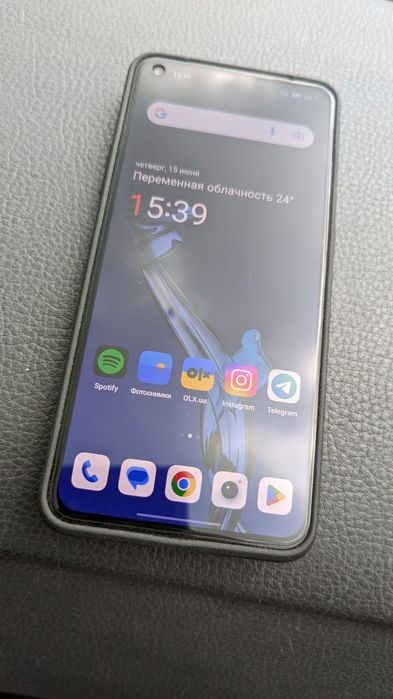 Продам Oneplus 8t 8/128gb