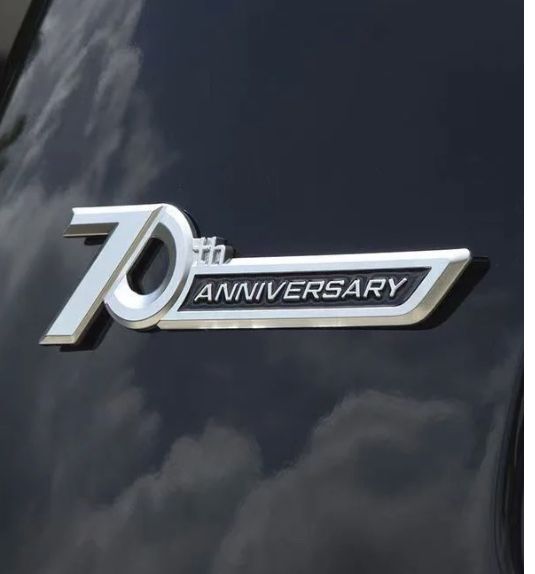 Эмблемы юбилейные «70-th ANNIVERSARY»  Для Toyota Land Cruiser