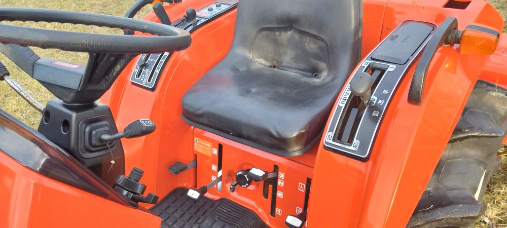Traktorek 4x4 Kubota 24km ciągnik ogrodniczy sadowniczy yanmar  john