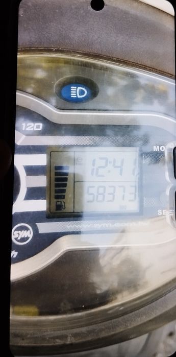 Moto sym 125 cc Em bom estado.