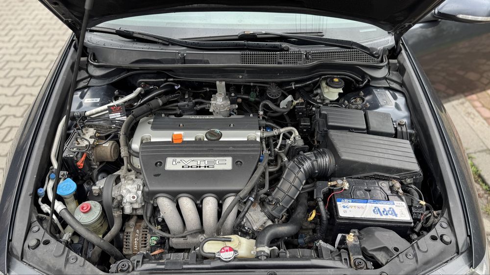 Honda Accord 7 автомат газ/бензин