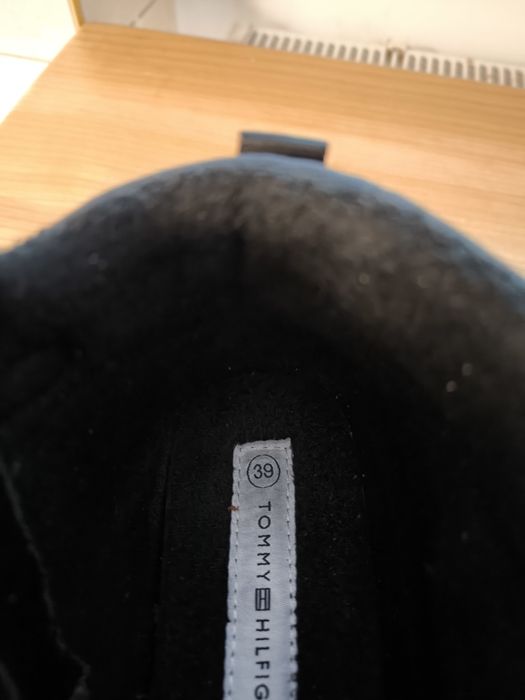 Buty Tommy Hilfiger trekkingowe damskie rozm 39