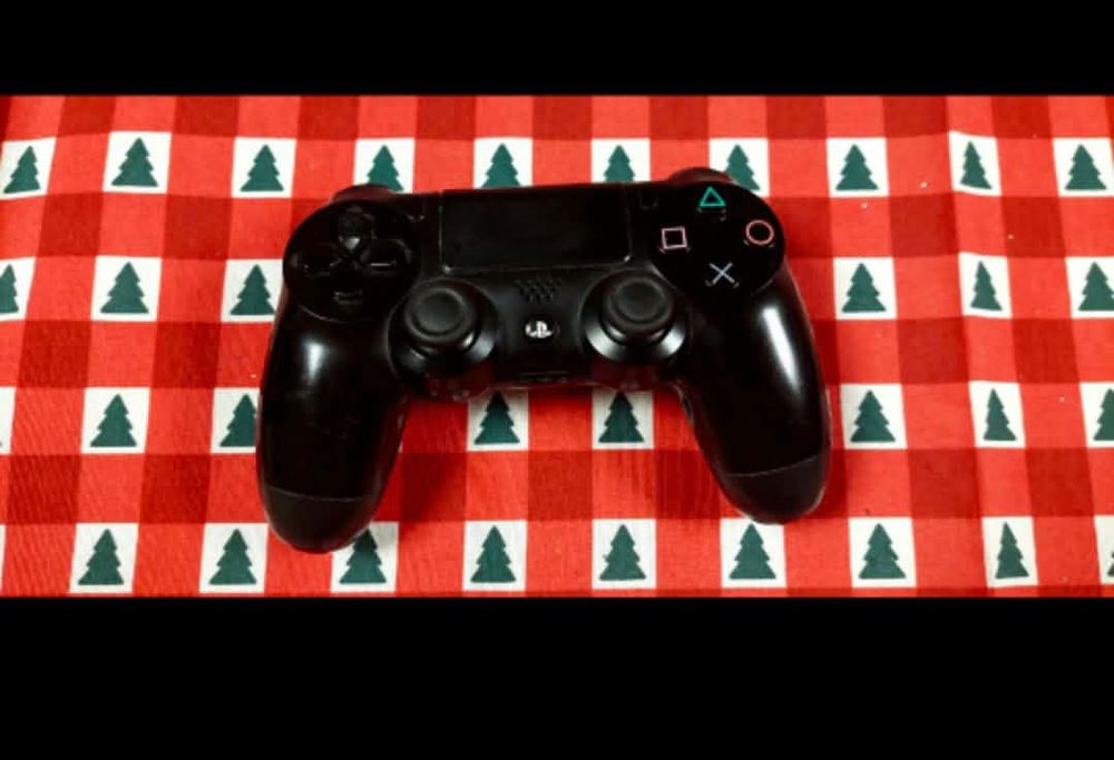 PS4 wpełni sprawny