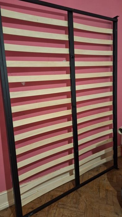 Cama casal com colchão