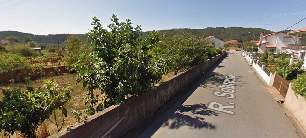 Terreno à venda na Rua Sobreiral