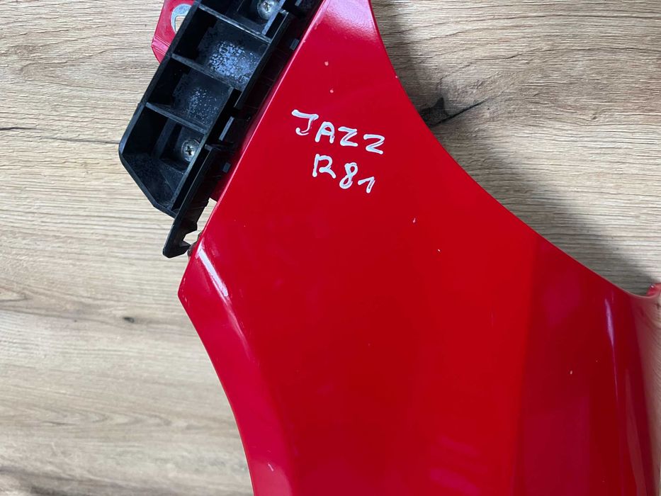 Błotnik przedni lewy prawy Honda Jazz kolor r81