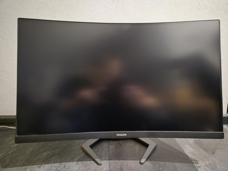 Komputer gamingowy intel core i5 12400f rtx 4060ti 32Gb monitor 27cali