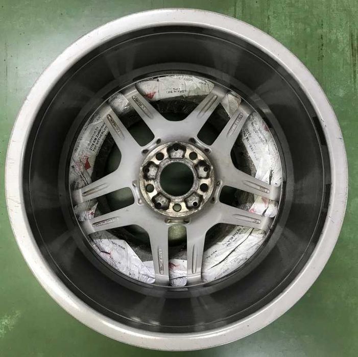 Mercedes w222 диск 9,5J*19 5x112 AMG задній